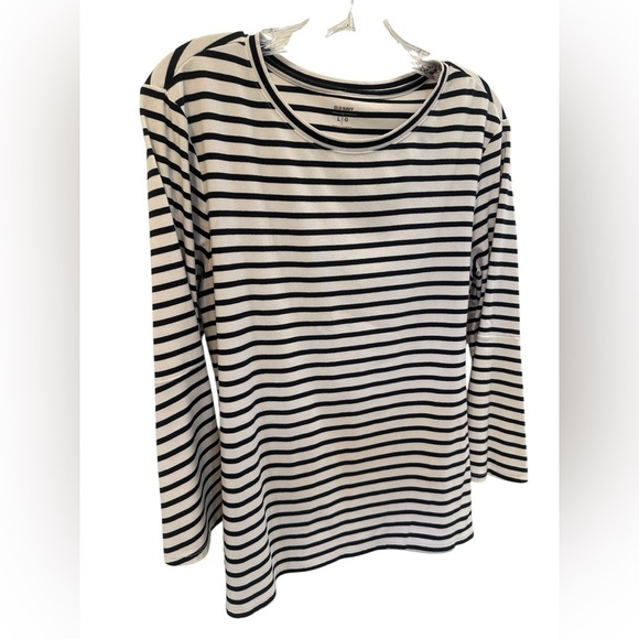 Old Navy Black and White Striped Top - Picture 1 of 9